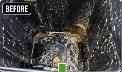 Dirty trash bin before a FreshBin cleaning